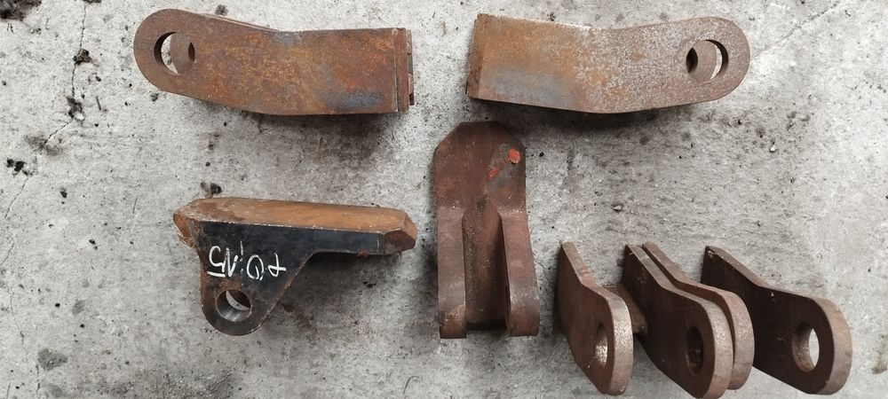 Ucho zawias do wywrotu