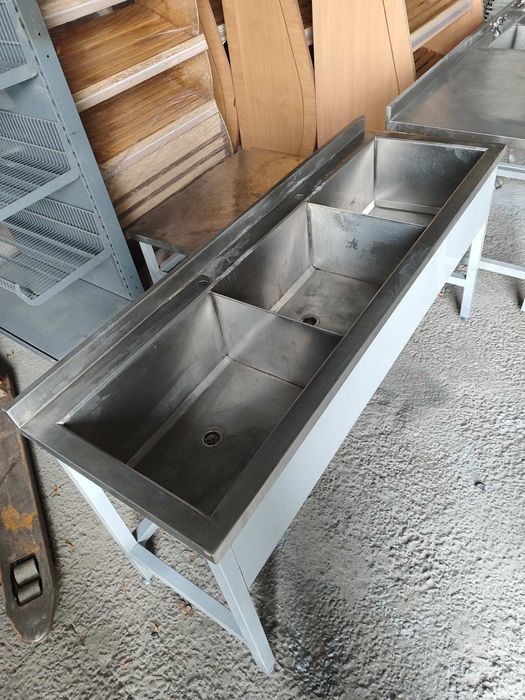 Мойки из нержавейки. Столы, стеллажи, шпильки, зонты