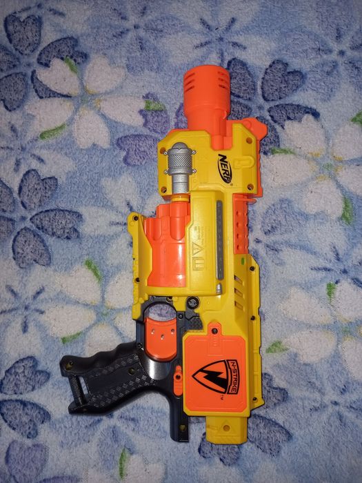 Бластер Nerf Barricade RV-10
