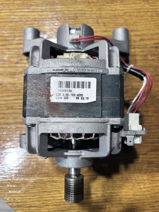 Двигатель Hotpoint Ariston