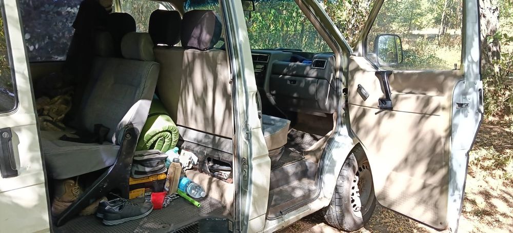 Автомобіль продається