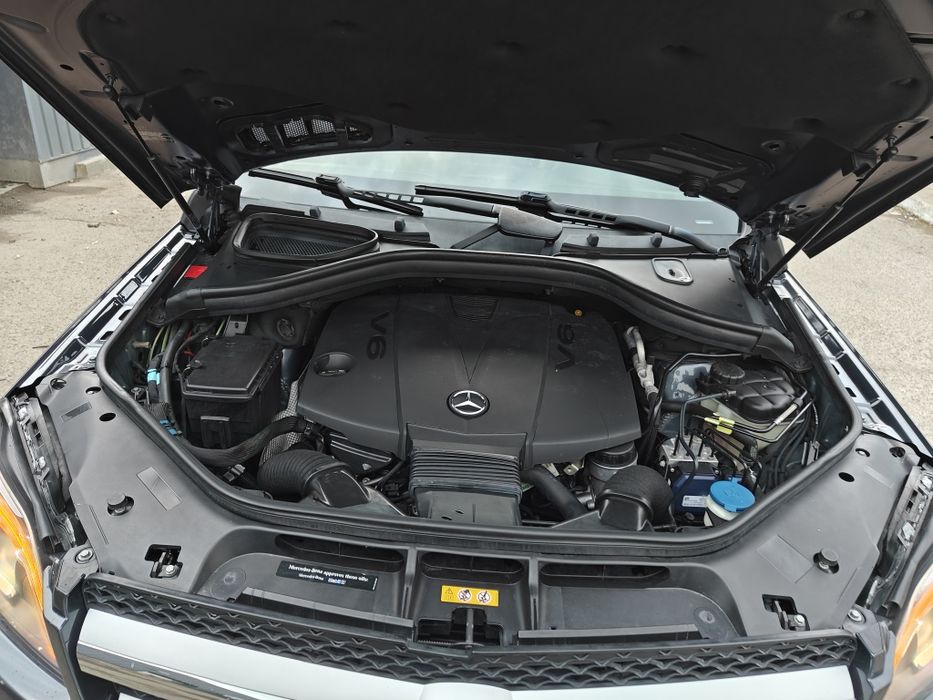 Mercedes Benz GL350 X166