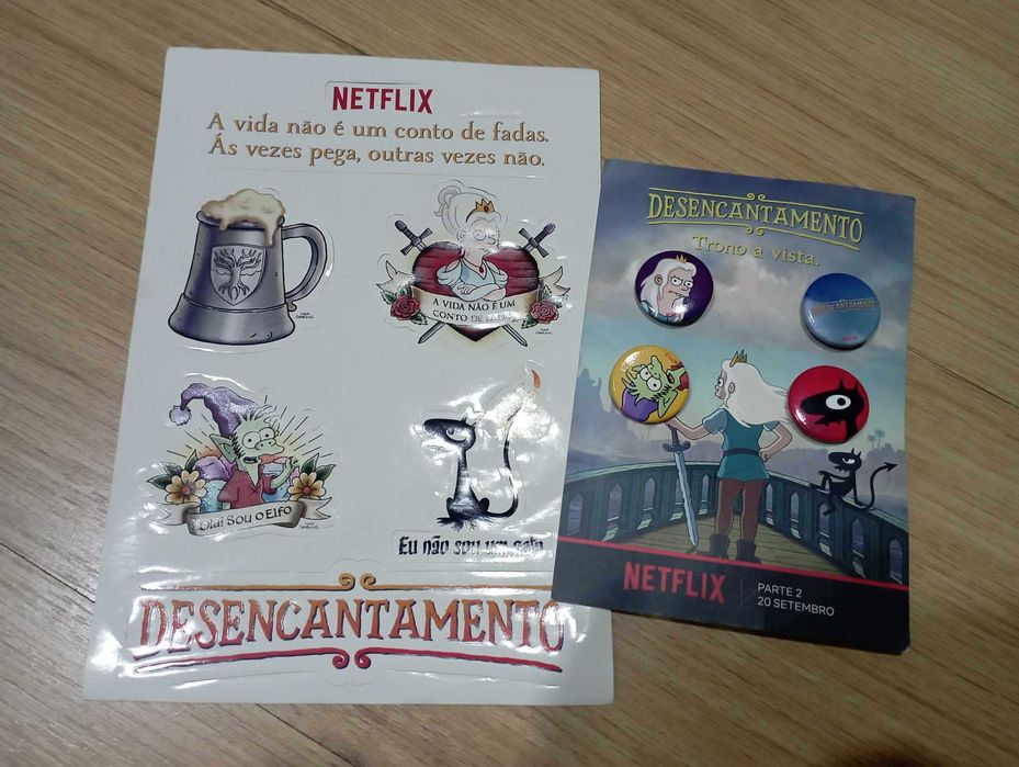 Desencantamento - Netflix -conjunto pins e autocolantes (novo)