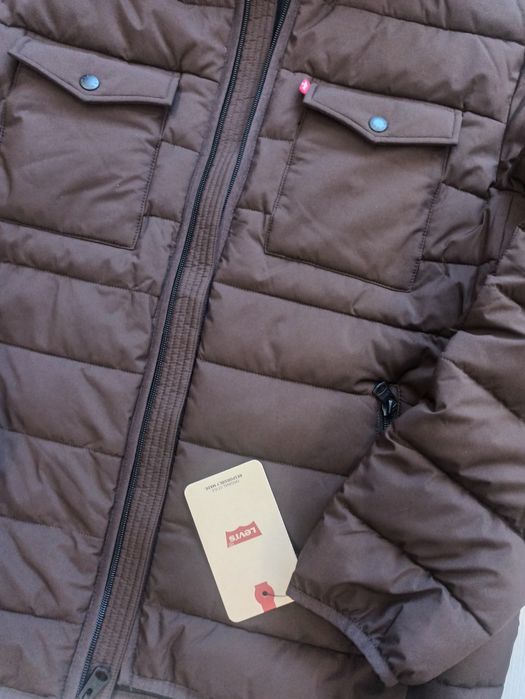 Куртка весняна Levi's. Оригінал.