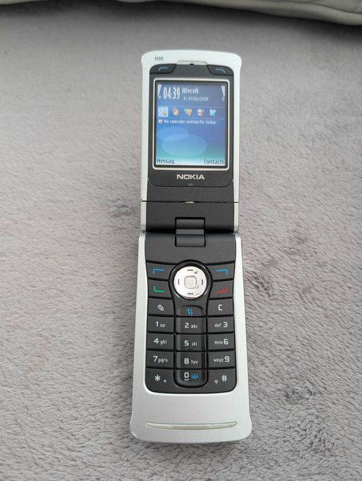 Nokia N90 ОРИГИНАЛ Идеал 26 часов Мобильный Телефон Раритет Винтаж