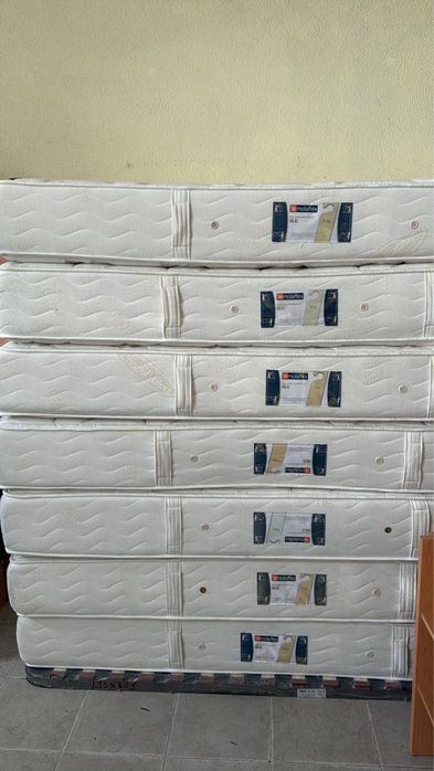 Vendo colchões solteiro Molaflex