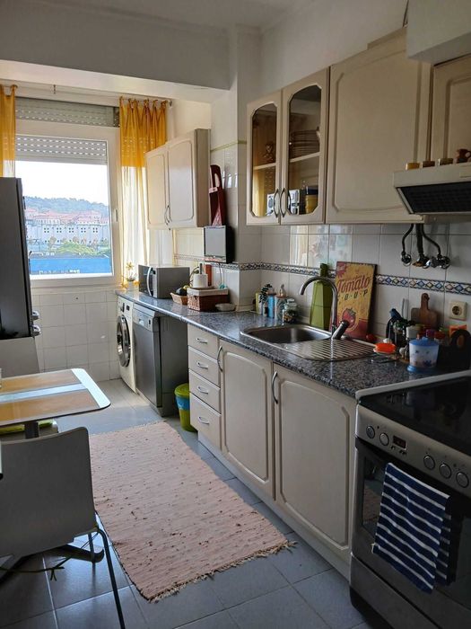 T2 junto ao Colombo e metro, oportunidade rara em Benfica!