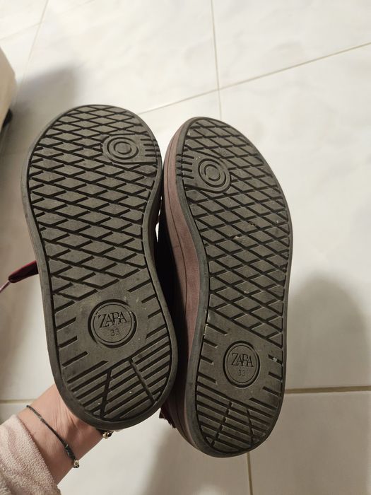 Sapatos de veludo
