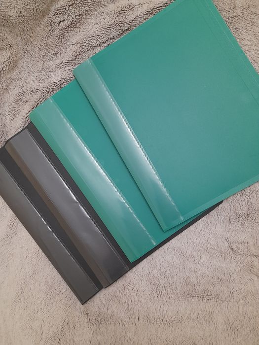 Пластикова папка - швидкозшивач формату  А4 + кишенька. 4 штуки.