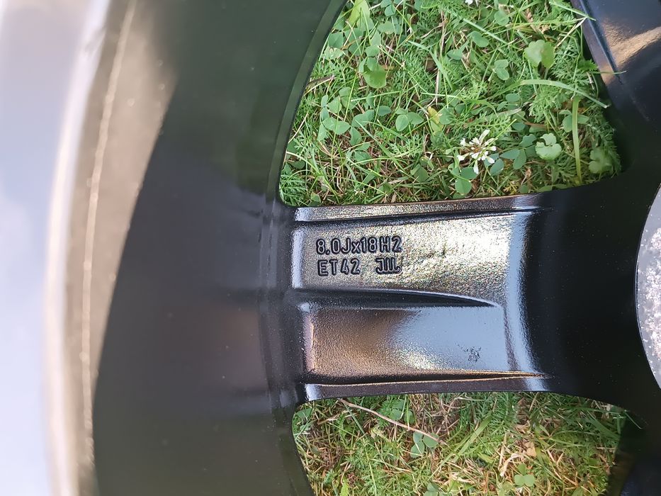 Czarne Felgi 18r 5x112 ET42 8.0J [Seat Audi Vag]