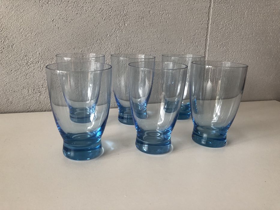 Szklanki niebieskie z PRL