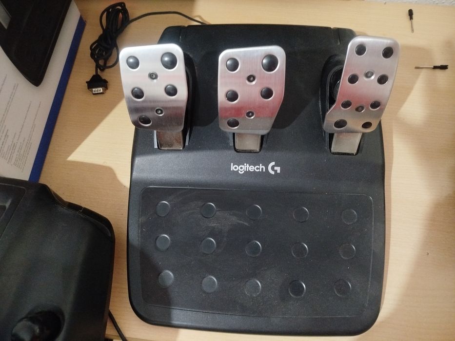 Vende Logitech G29+ Cambio as caixas dos artigos estão incluídas
