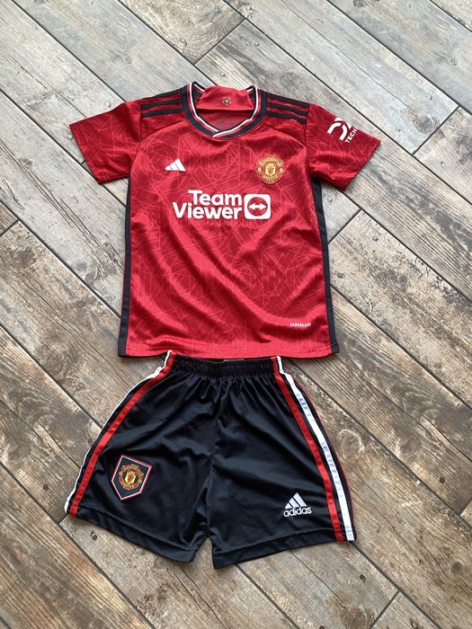 Дитяча футбольна форма 128р