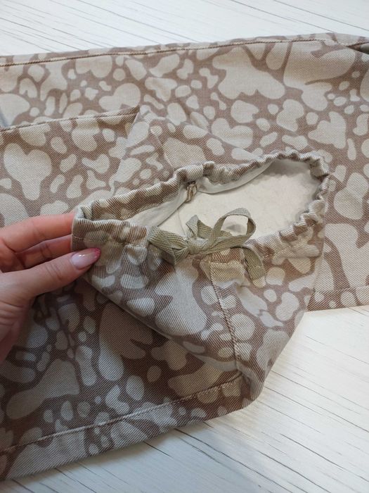 Джинсы  Bershka оригинал S 26р.