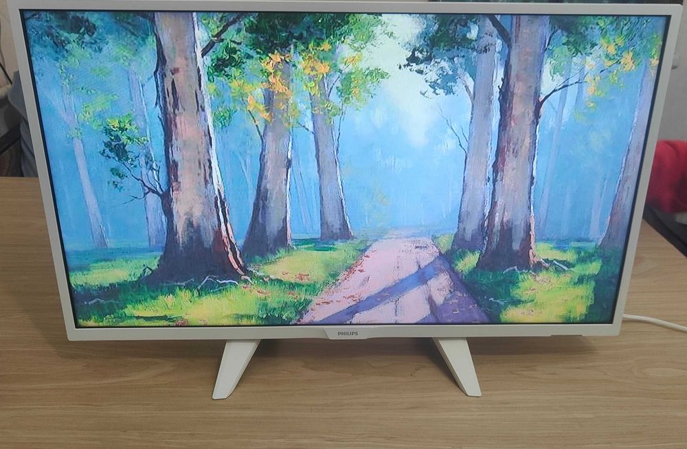 Телевізор 32" Philips 32PHT4032/12 — чудовий стан!