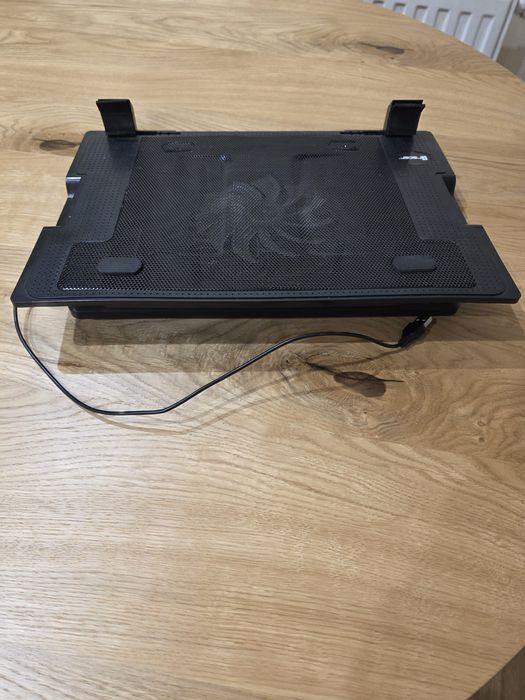 Dell Inspiron 7577 , intel i7 , 16 Ram , dysk 1 TB , karta  4 GB