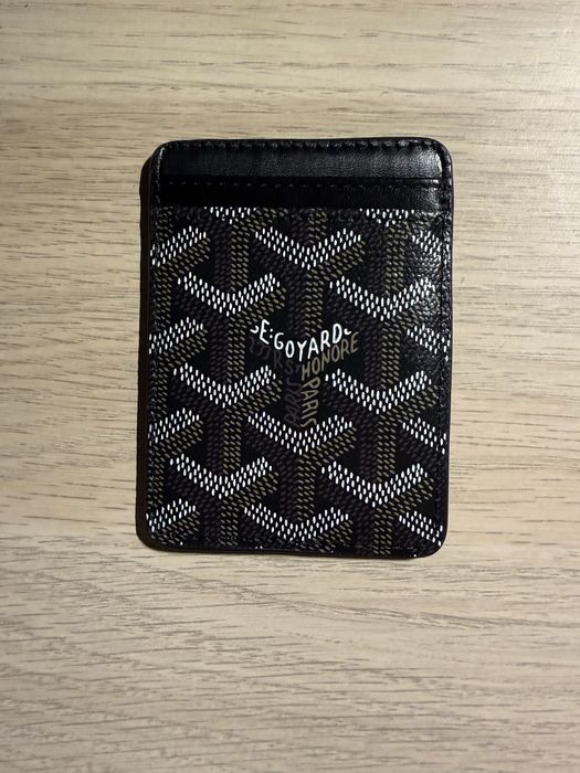Cap iphone 16 pro goyard