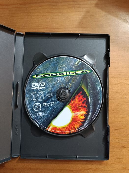 DVD do filme "Godzilla" (portes grátis)