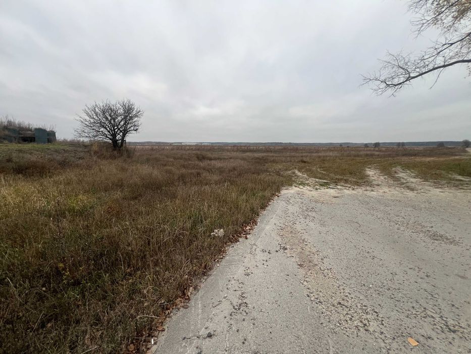 Продаж земельної ділянки 74 сотки по трасі Київ-Харків