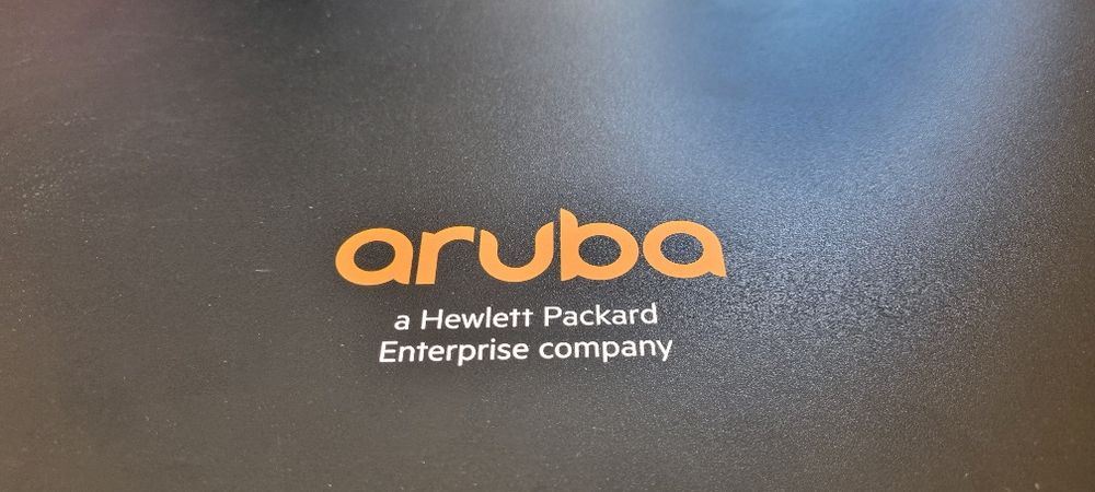 Swuitch Aruba 48 portas