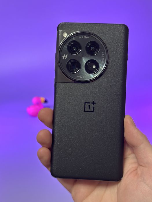 OnePlus 12 16+4/512 глобальна не перешитий Китай 2фіз сім eSim