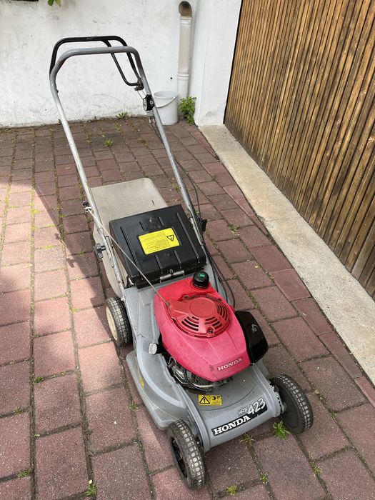 Kisarka spalonowa Honda z napędem