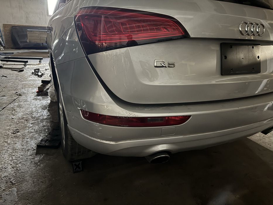 Кришка багажника Q5 8r, ляда Ауді Ку5, ляда кришка Q5