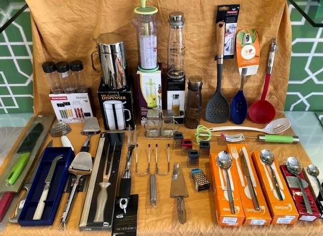 sortido de utensílios de cozinha de excelente qualidade - artigo novo com 50% de desconto
