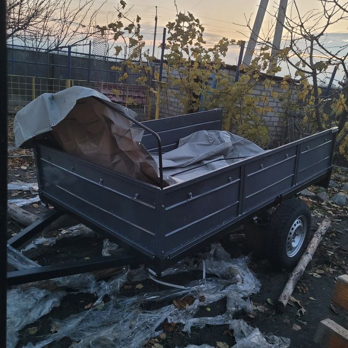 Причіп супер лев