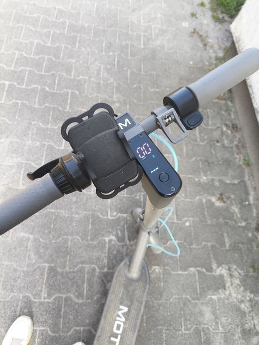 Hulajnoga elektryczna Motus scooty 10 cali