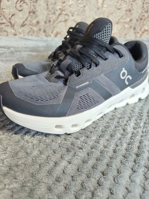 Кросівки On running cloudrunner 2