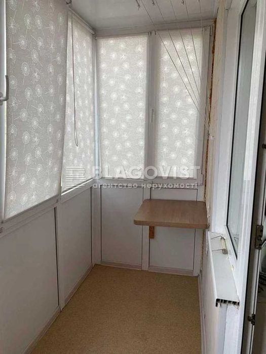 Продам 3-кімнатну квартиру по бульвару Гавела Вацлава 40,Соломянський р-н,м.Київ