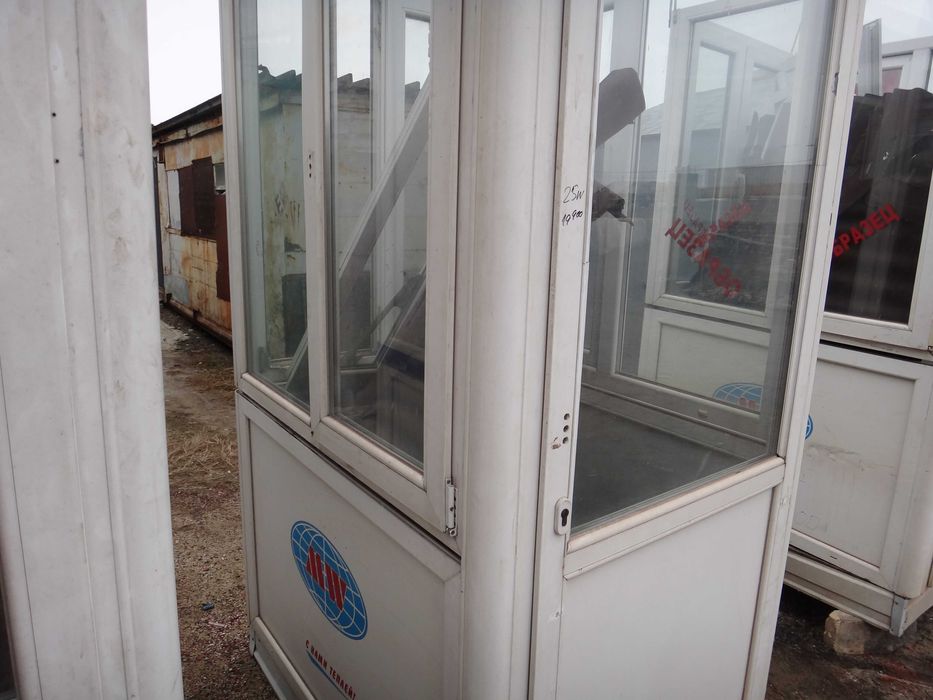 Блок-пост охранника: контейнер модуль бытовка с отделкой для персонала