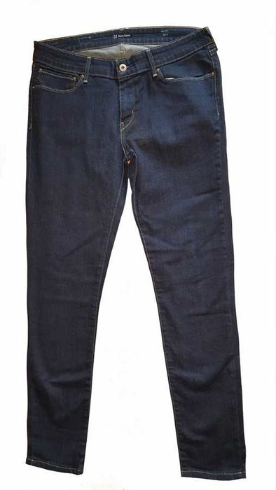 Levis 31 Demi Curve W31  L32