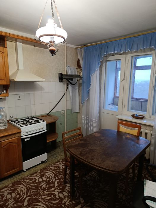 Срочная продажа большой добротной 3к квартири в Леваневцев.