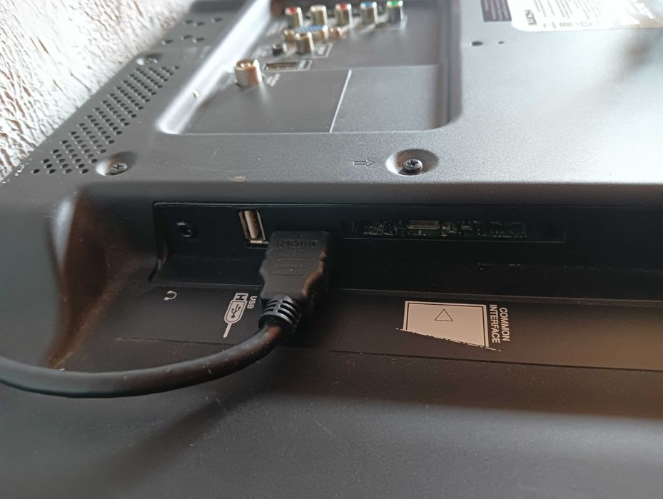Tv Thompson 24  całe Led