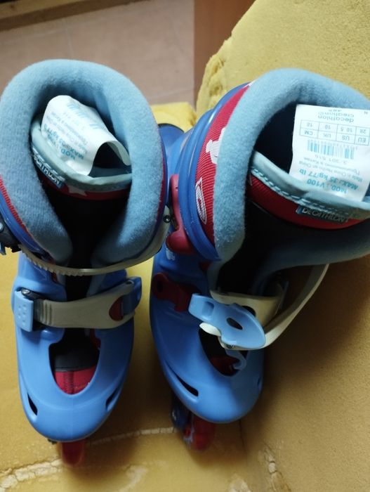 Patins em linha n. 28 da Decathlon.,