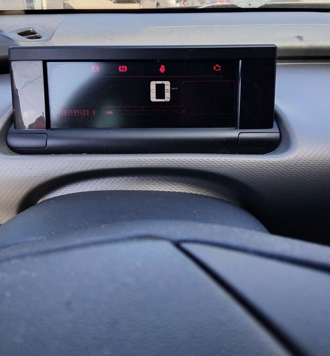 Vendo citroen c4 catus 1.2 vti 2017 nacional com 69 mil km  acidentado salvado