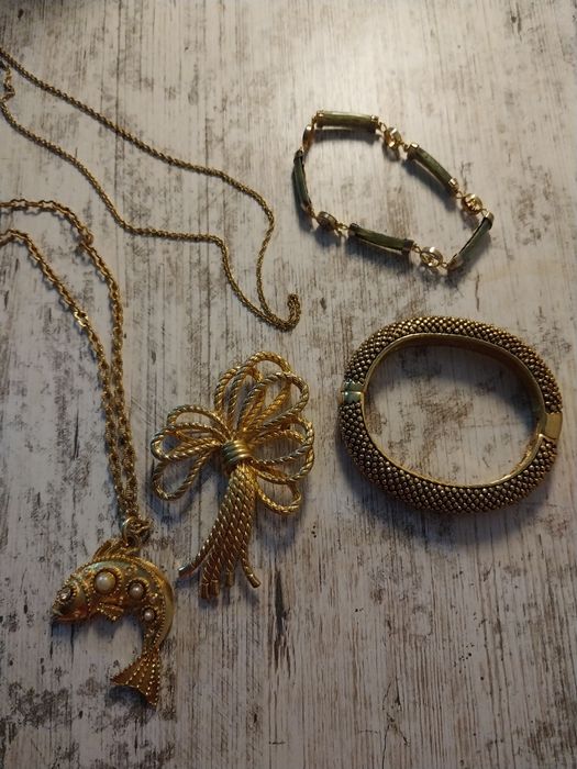 Сет бижутерия. Браслет, подвеска