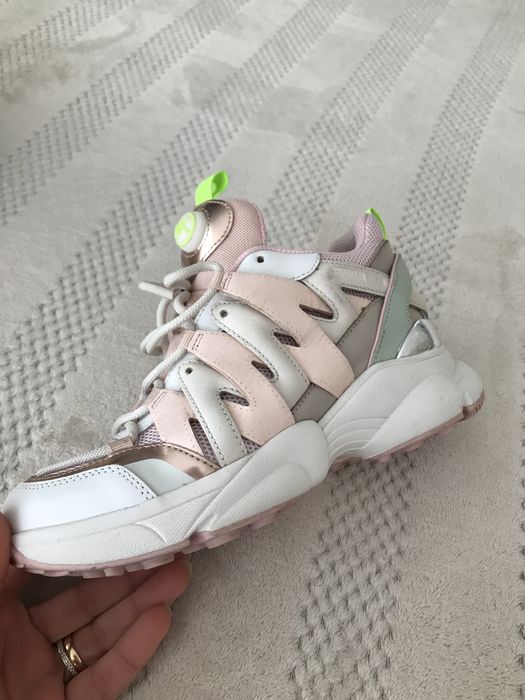 Sapatilhas michael kores 38