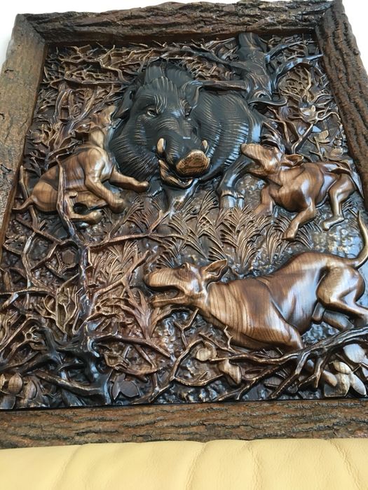 Картина з дерева, охота на кабана, мисливські собаки