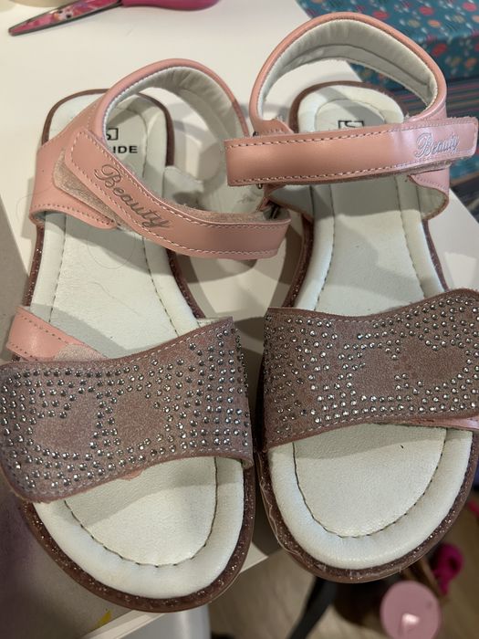 Sandálias de criança