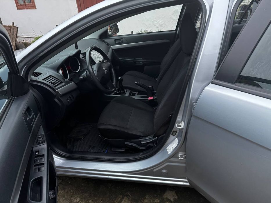 Мітсубісі лансер х