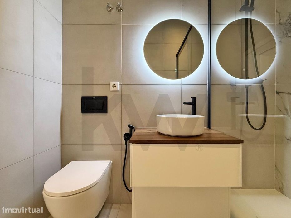 T3 Remodelado | 2 Suites | Closet | Logradouro 35 M2 | Av. Almirante R