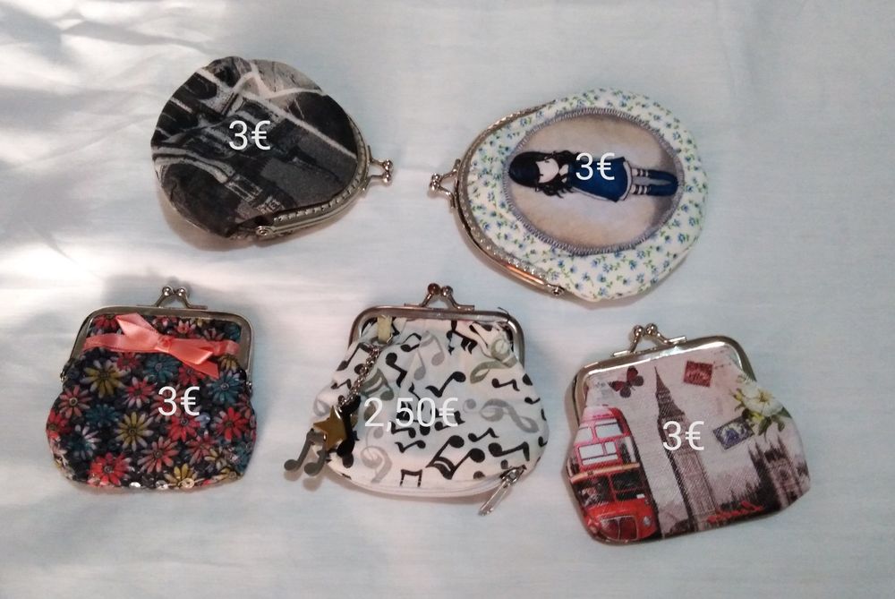 SALDOS - Lote de porta moedas e porta cartões