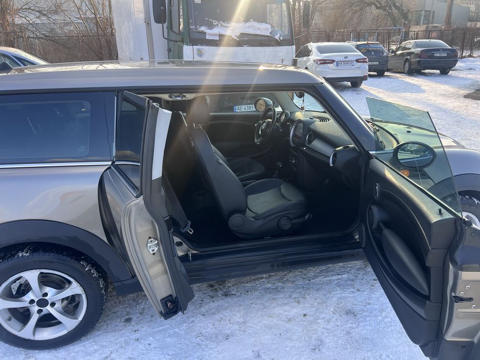 Mini clubman 1.6 бензин