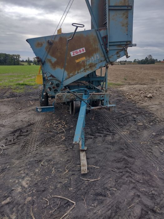 Kombajn ziemniaczany  anna z644