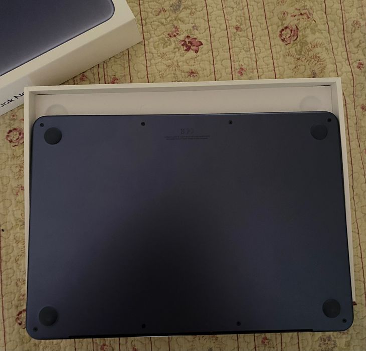 MacBook Neo 13 A16