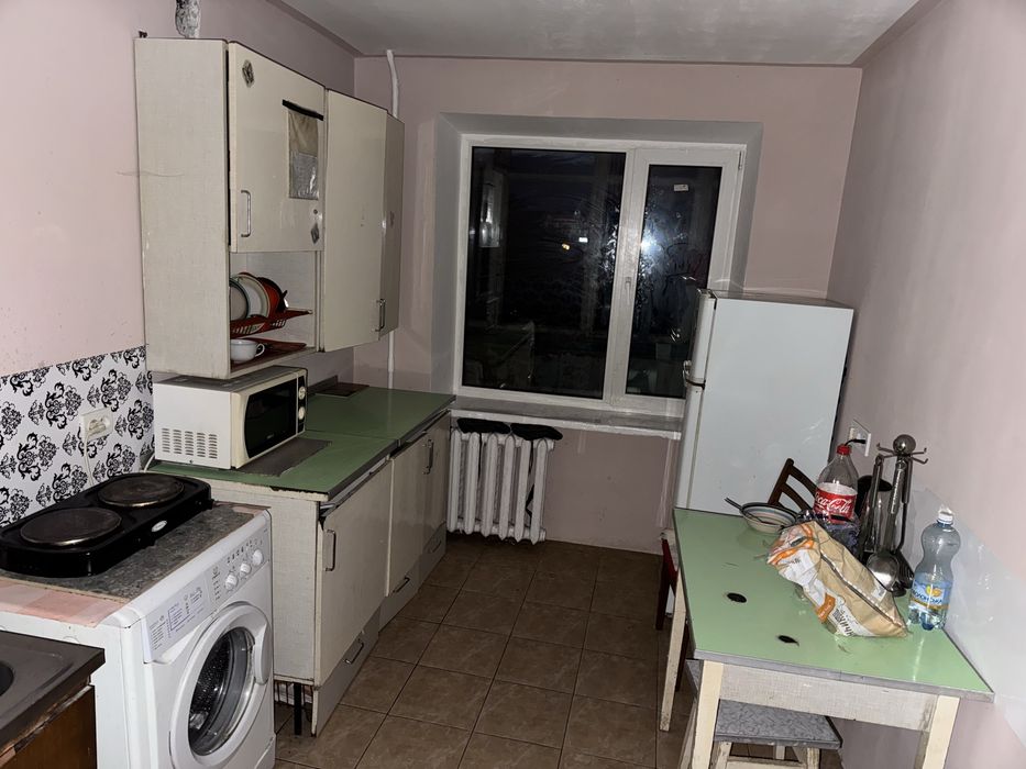 Здам кімнату для 1-го,або 2-х людей.Центр!Без проживання власника.