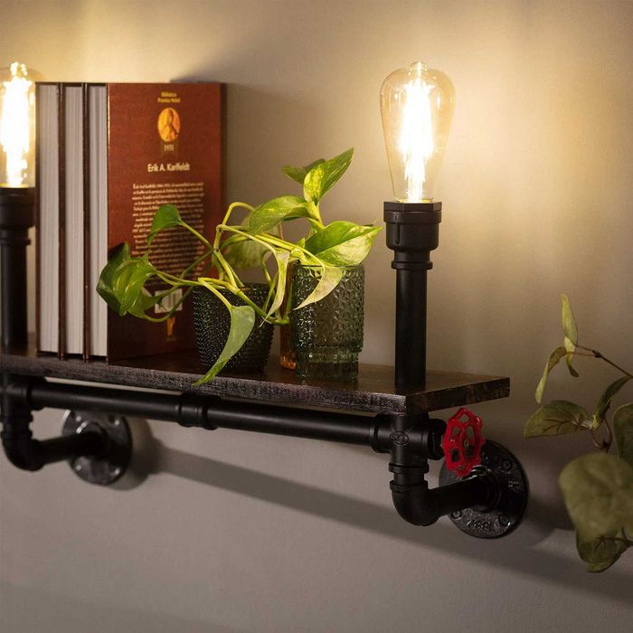 Candeeiro de Parede Metal com Estante de Madeira